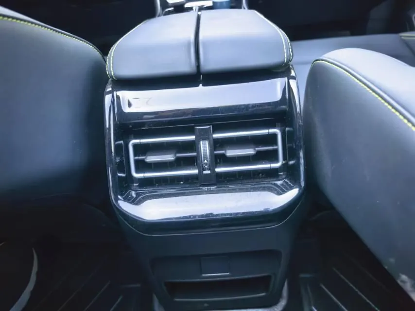 The popular 2024 T5 EVO 1.5TD Star Edition automatic gear 14