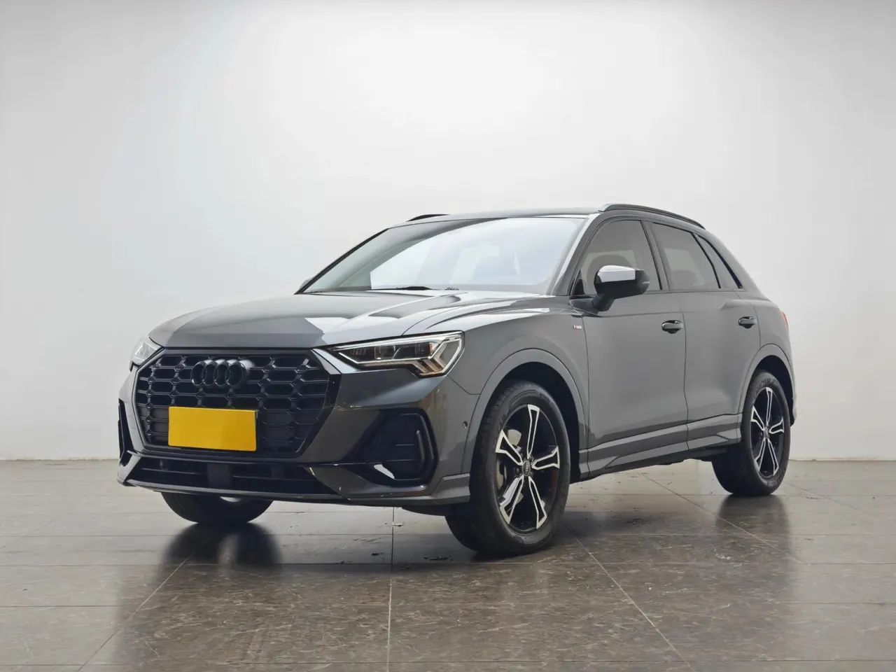 Open image lightbox: Audi 2021 Q3 1.4TFSI 35TFSI Fashion Dynamic Automatic