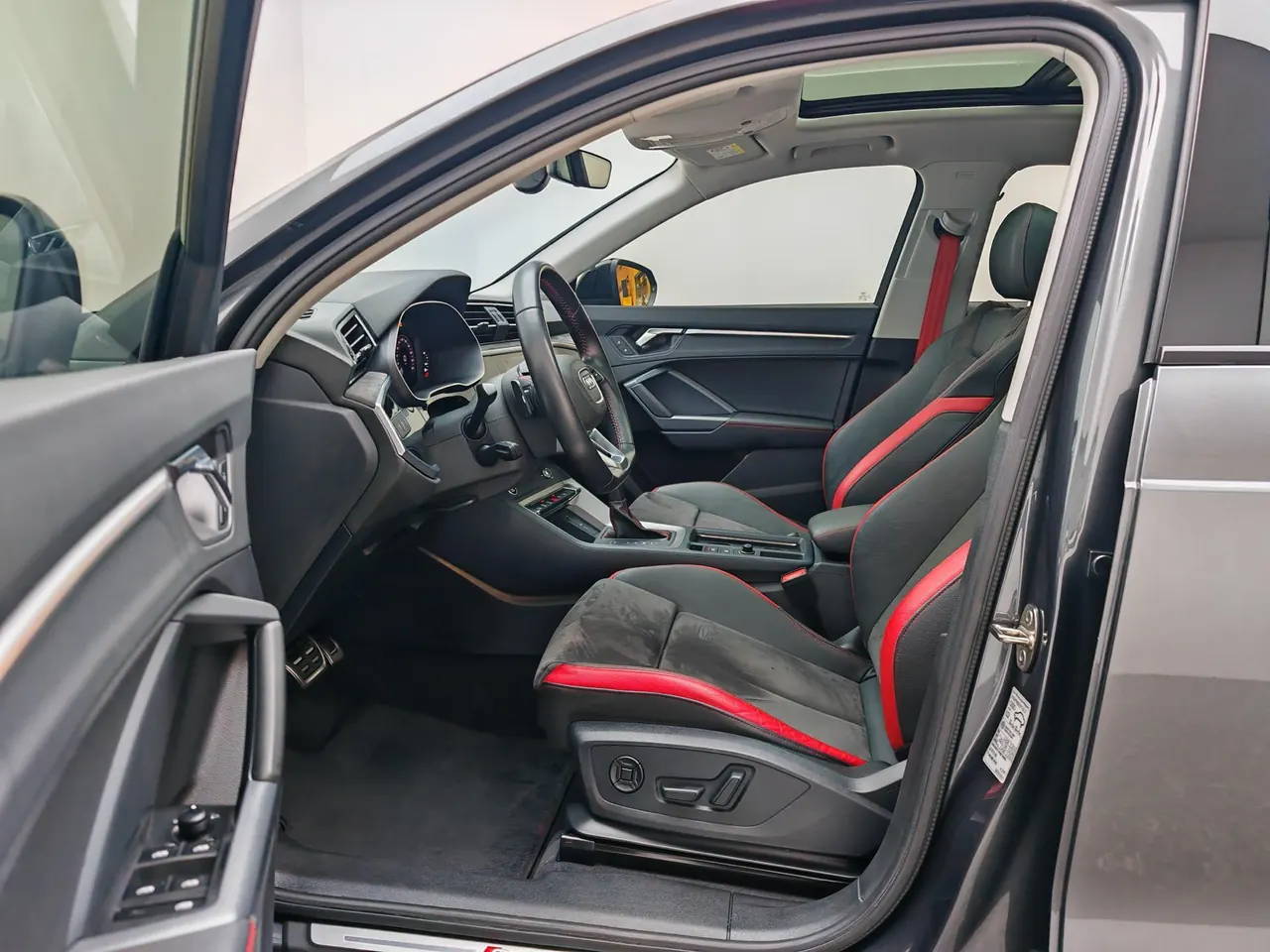 Audi 2021 Q3 1.4TFSI 35TFSI Fashion Dynamic Automatic 4