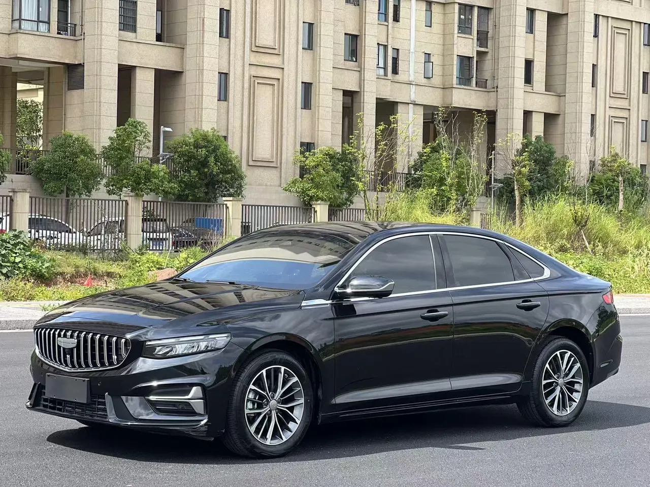 Открыть галерею: Geely 2025 xingrui 1.5TD oriental obsidian soaring version automatic gear