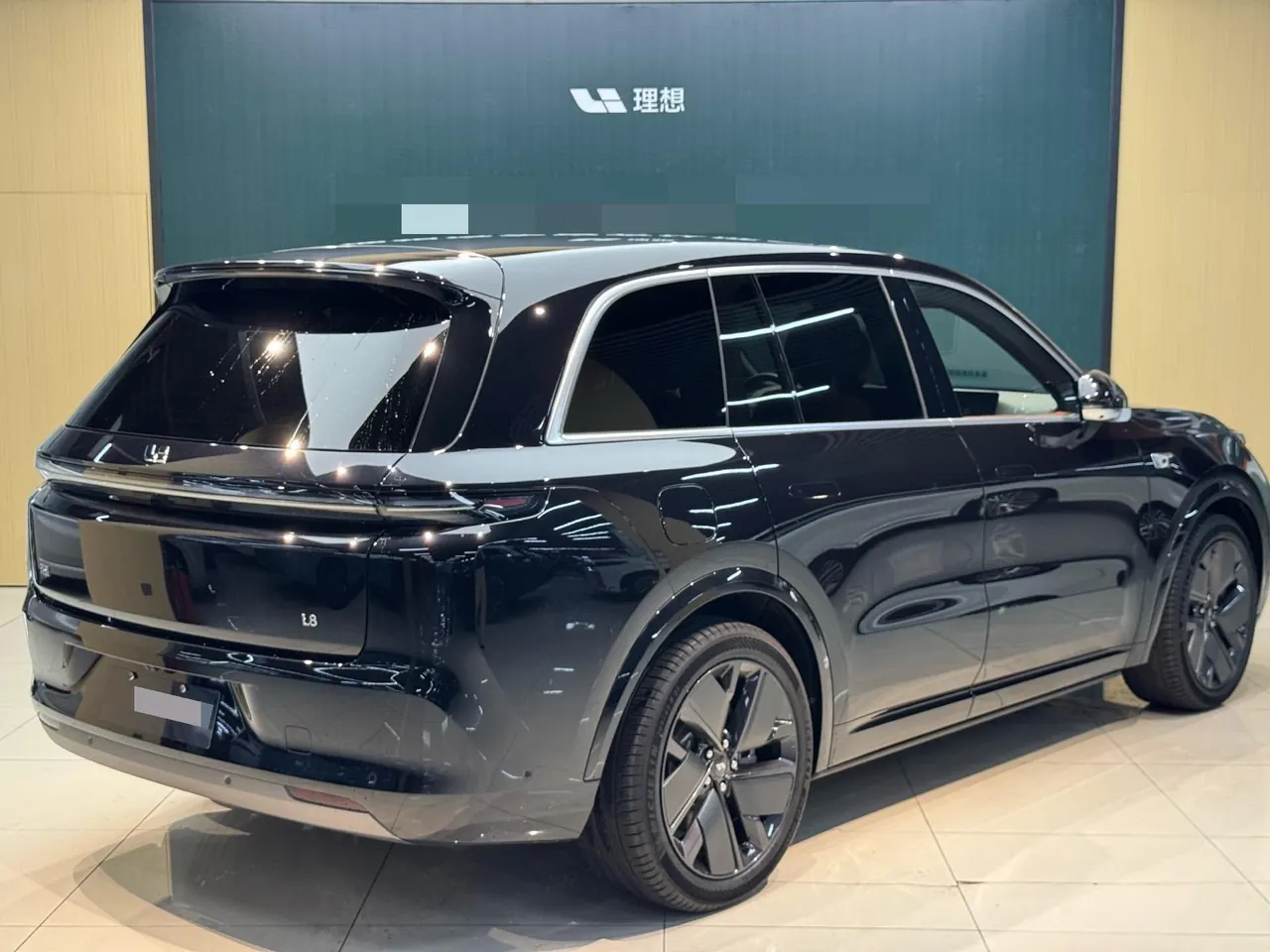 Li 2025 L8 Max Intelligent Rejuvenation Automatic Gear 3
