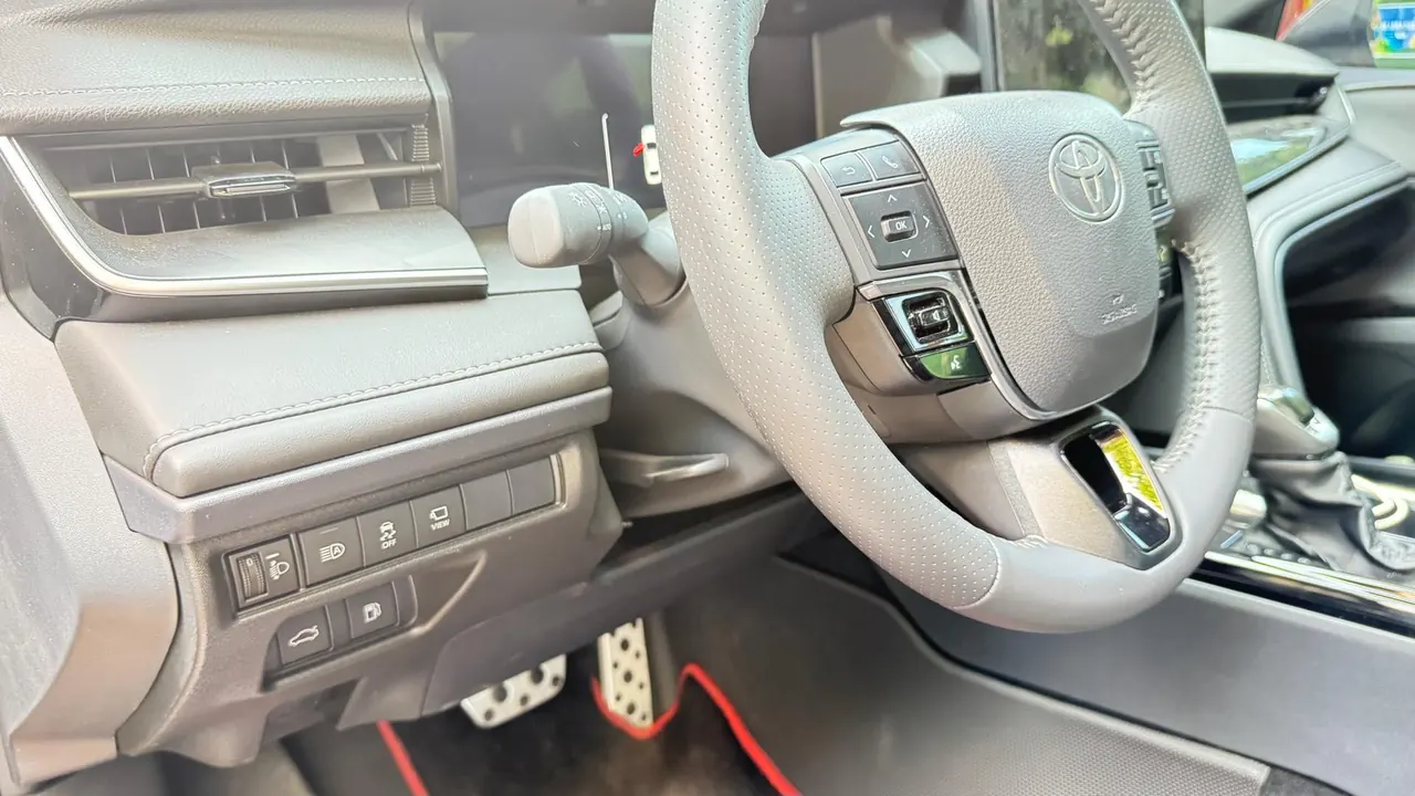 Toyota 2026 Camry Dual Engine 2.5HXS Stepless Sports Plus Edition Automatic Gear 7