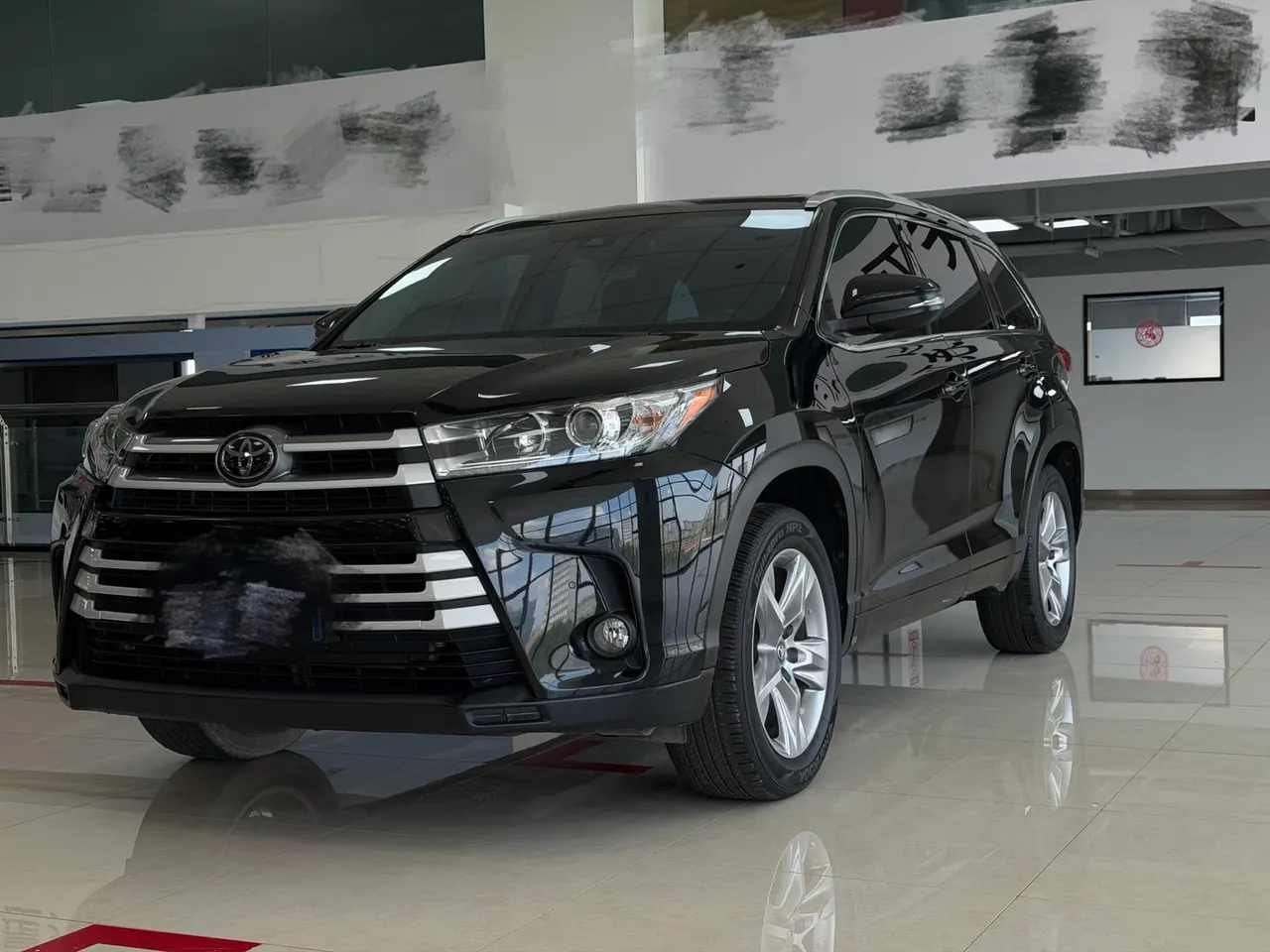 Открыть галерею: Toyota 2021 Highlander 2.0T 4-wheel drive deluxe 7-seat automatic gear