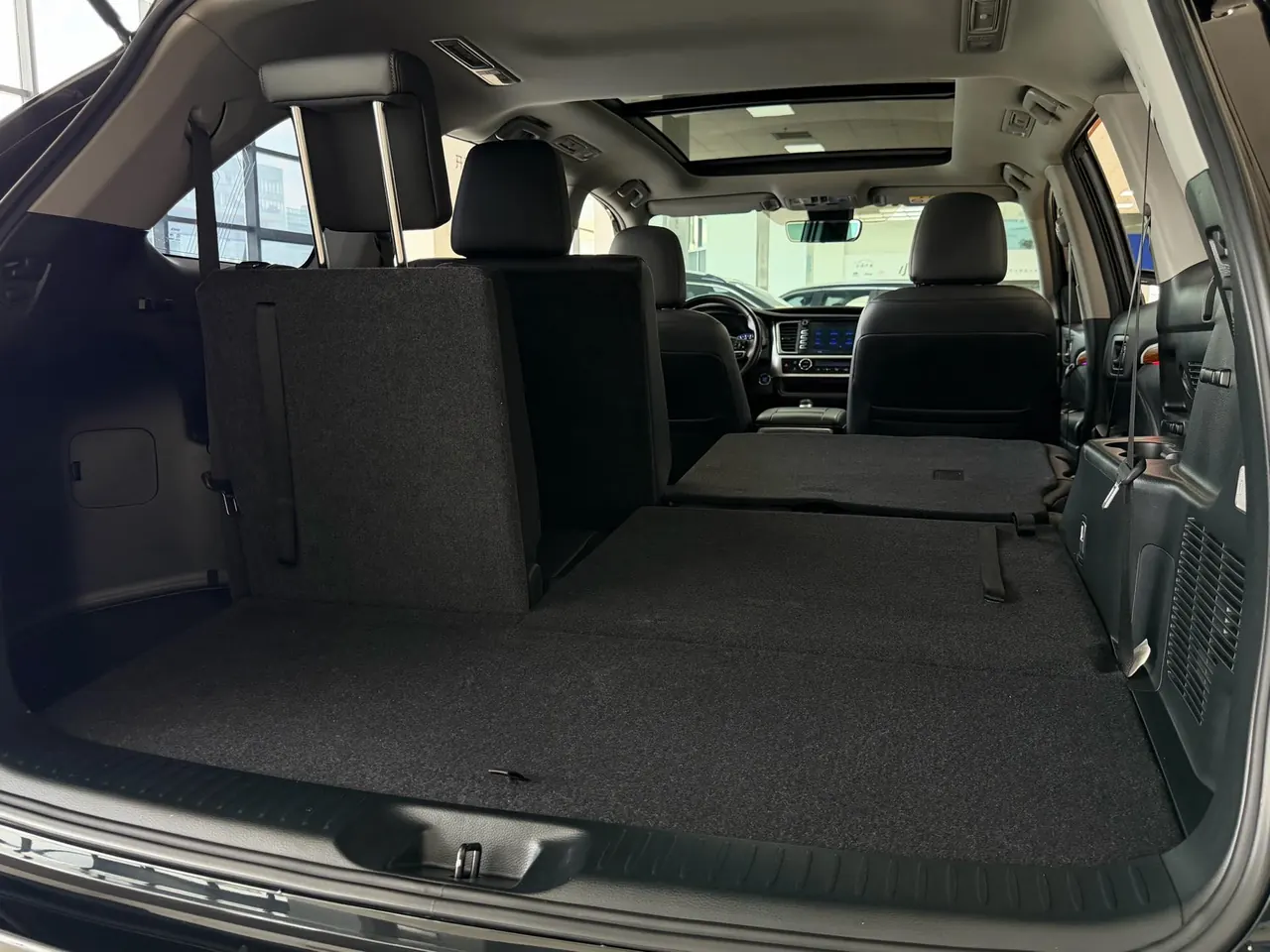 Toyota 2021 Highlander 2.0T 4-wheel drive deluxe 7-seat automatic gear 11