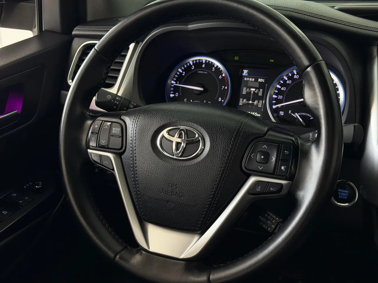 Toyota 2021 Highlander 2.0T 4-wheel drive deluxe 7-seat automatic gear 7