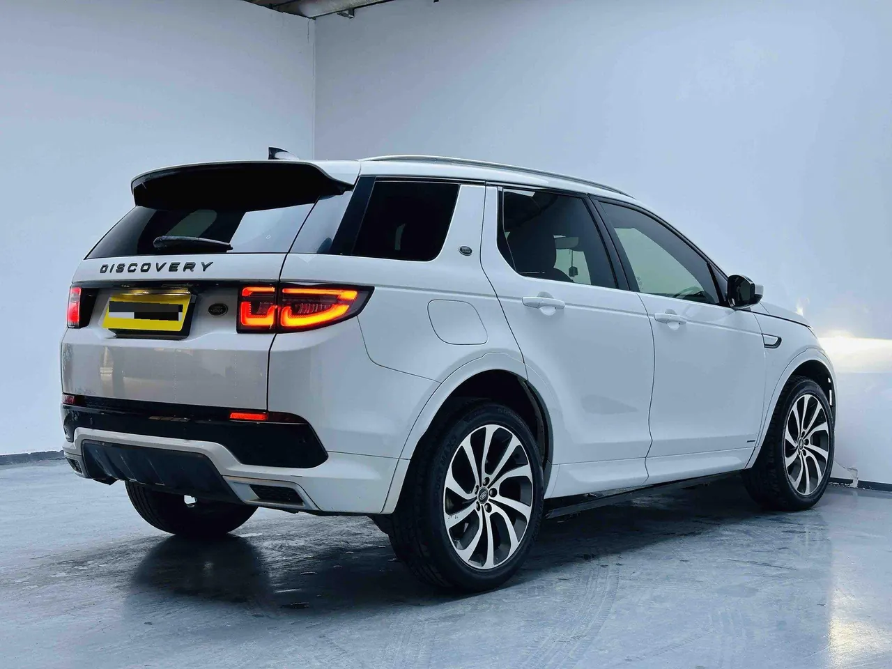 Land Rover 2021 Discovery Sports Edition 48V 2.0T 249PS R-Dynamic S Performance Edition Automatic Gear 3