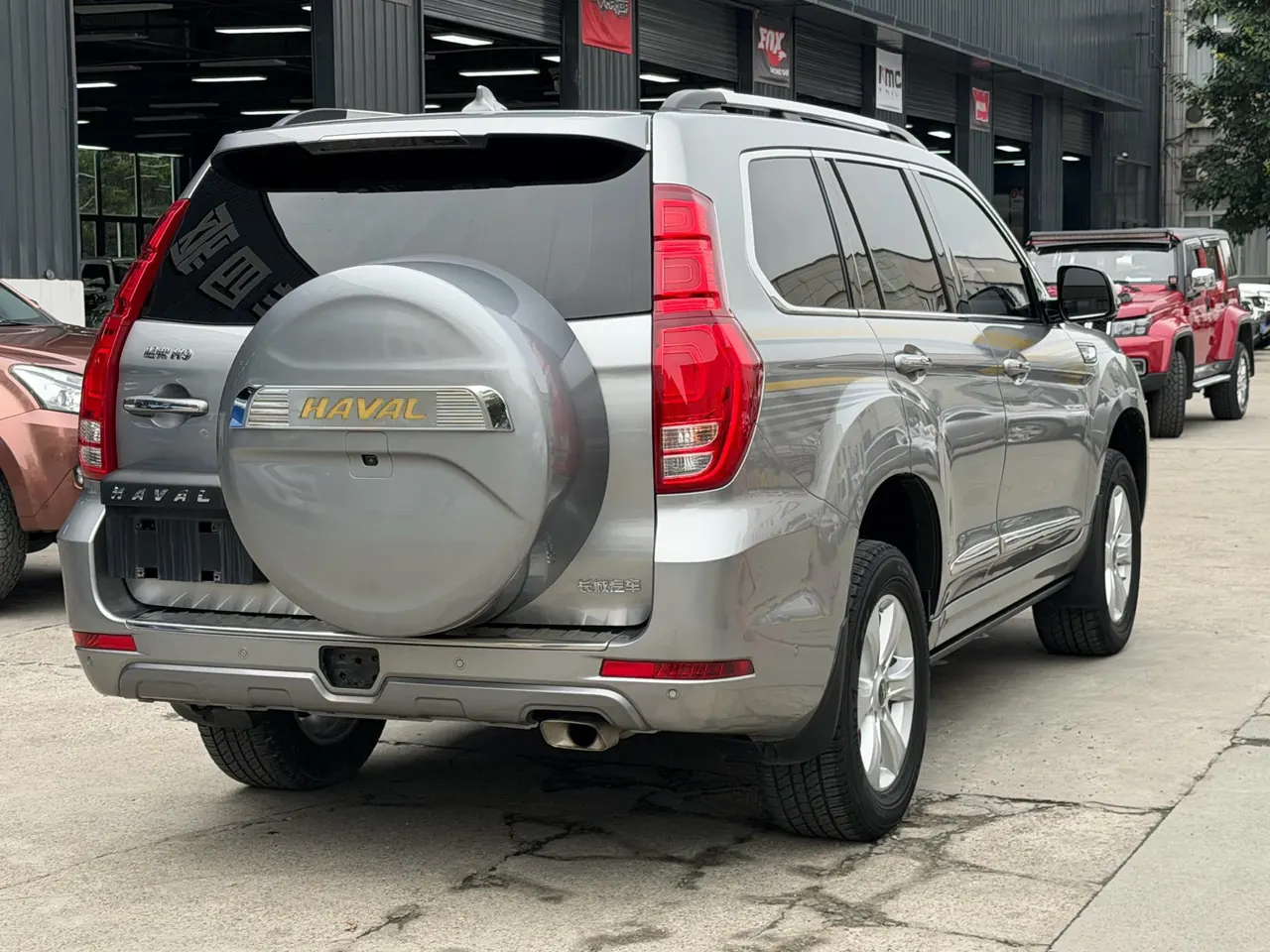 Haval 2020 H9 2.0T 4-wheel drive distinguished 7-seat automatic gear 3
