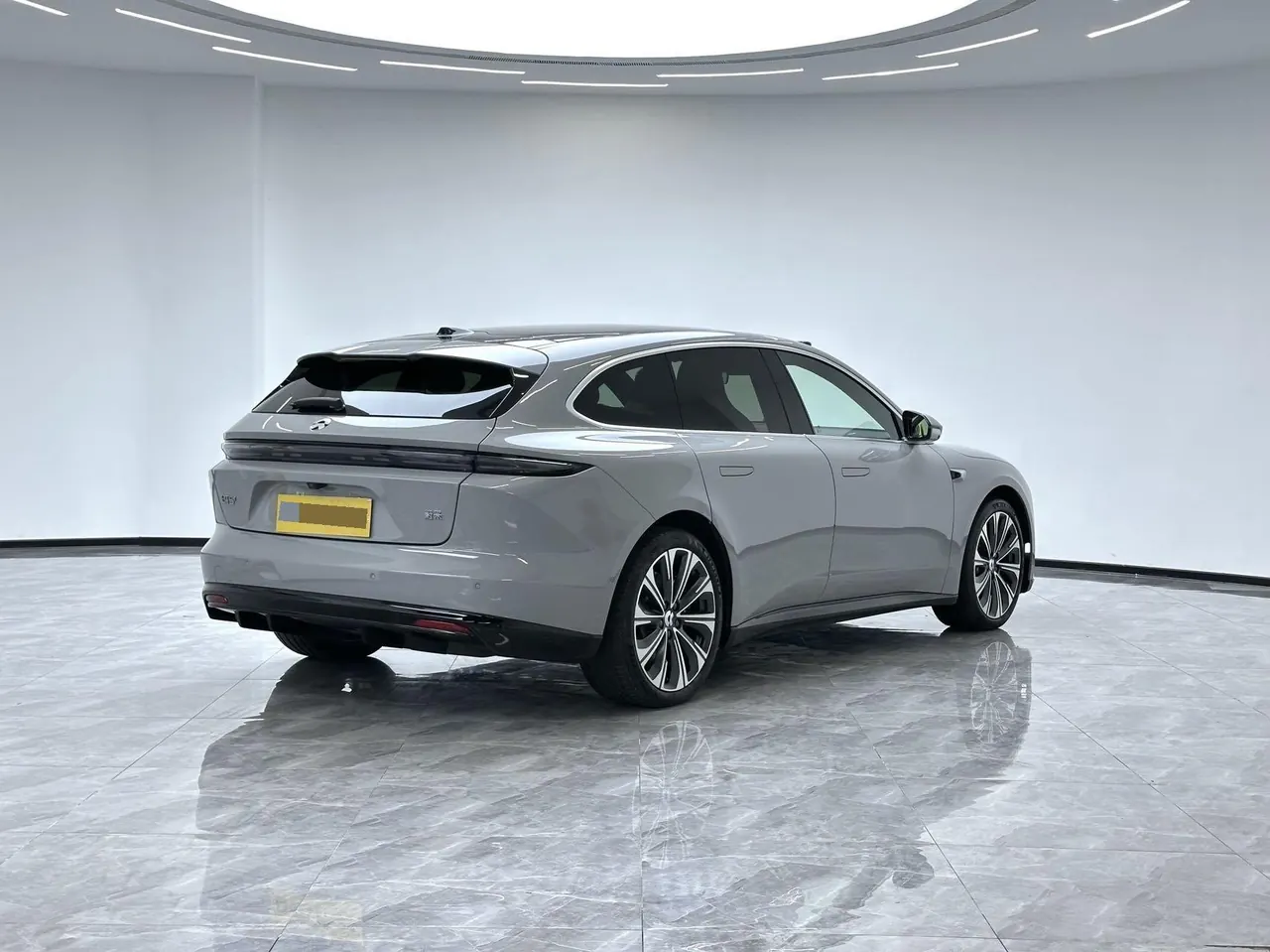 NIO 2025 ET5T 75kWh Touring automatic 6