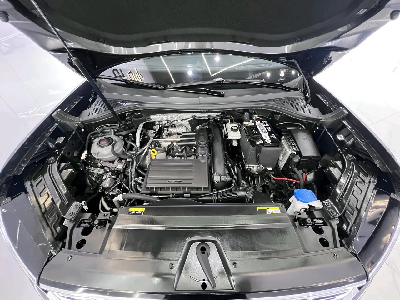 Volkswagen 2022 Tanyue 1.4TSI 280TSI Two-Drive Deluxe Smart Joint Edition Automatic Gear 17