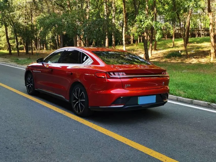 BYD 2020 Han four-wheel drive high-performance flagship automatic gear 4