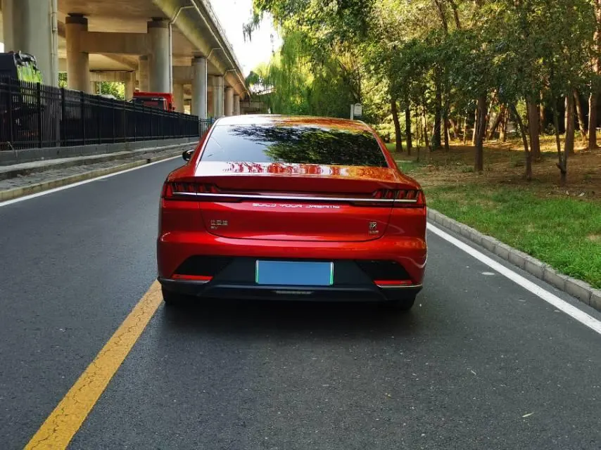 BYD 2020 Han four-wheel drive high-performance flagship automatic gear 5
