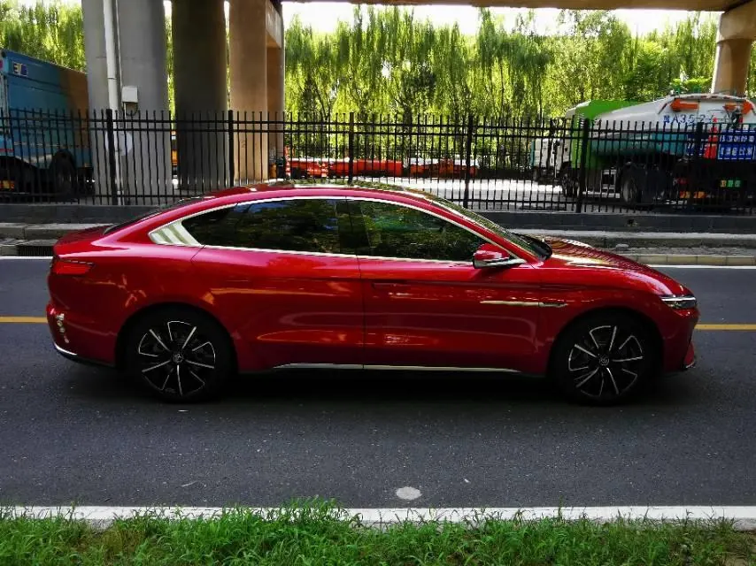 BYD 2020 Han four-wheel drive high-performance flagship automatic gear 6