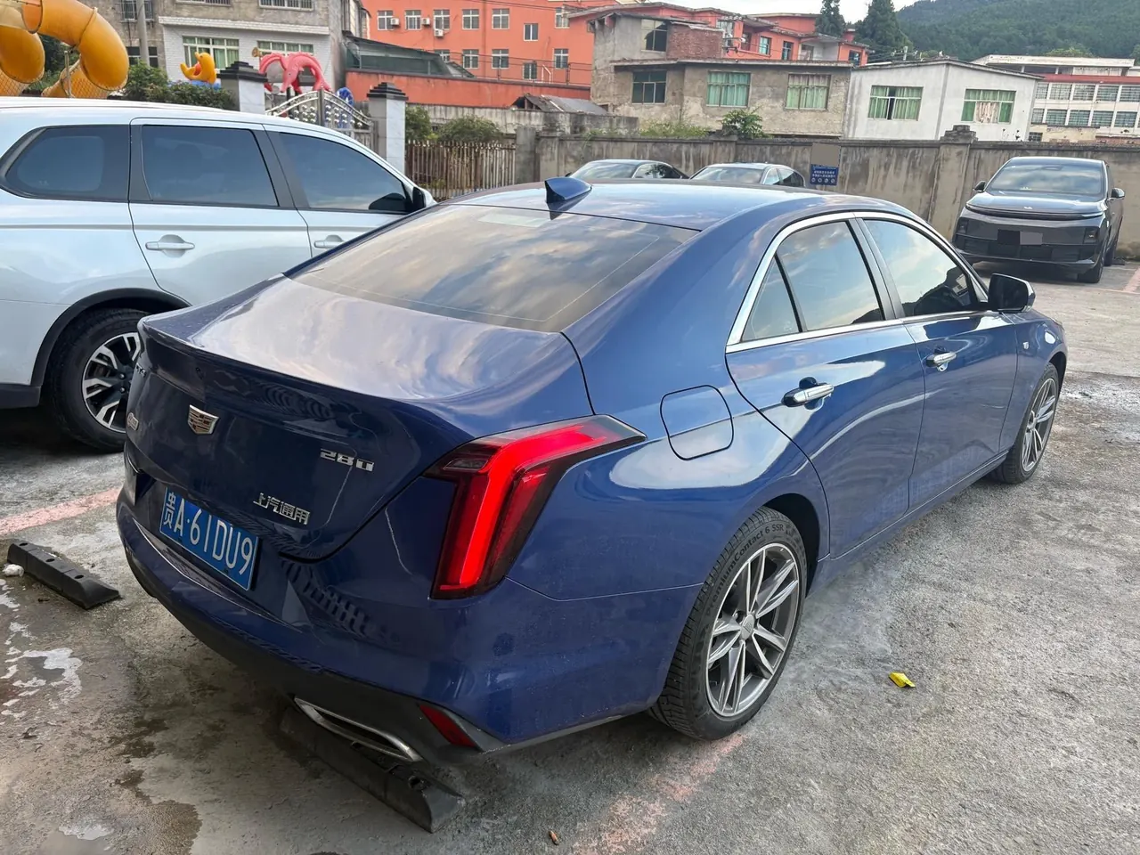 Cadillac 2021 CT4 2.0T 28T luxury automatic gear 3