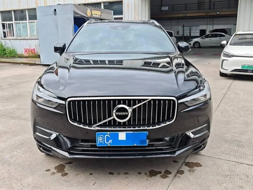 Volvo 2021 XC60 2.0T T5 4-wheel drive Zhiyuan Deluxe Edition Automatic Gear 4