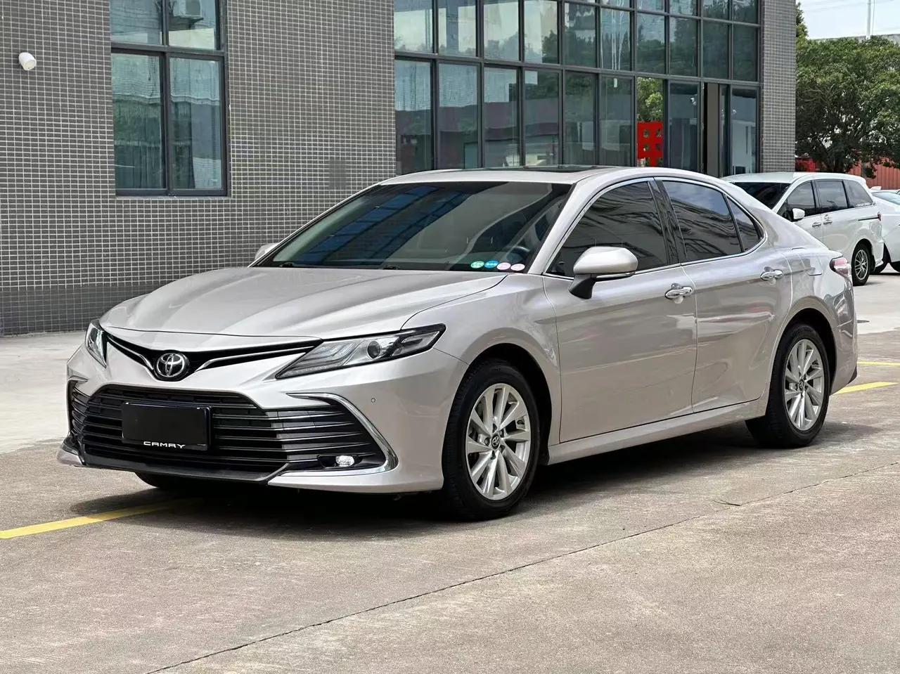 Toyota 2021 Camry 2.0G Stepless Deluxe Edition Automatic Gear - View 1