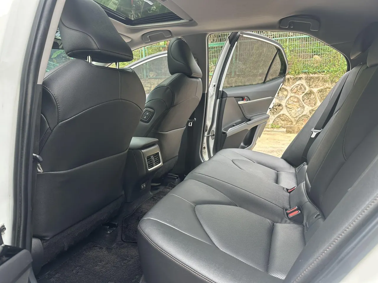 Toyota 2021 Camry 2.0G Stepless Deluxe Edition Automatic Gear 5