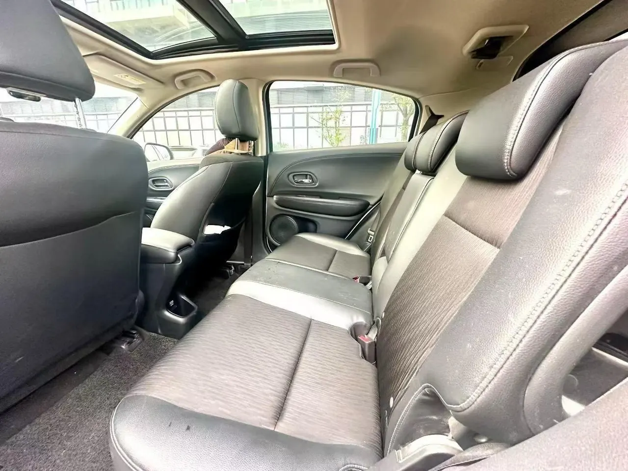 Honda 2020 Binzhi 1.5 stepless luxury automatic transmission 3