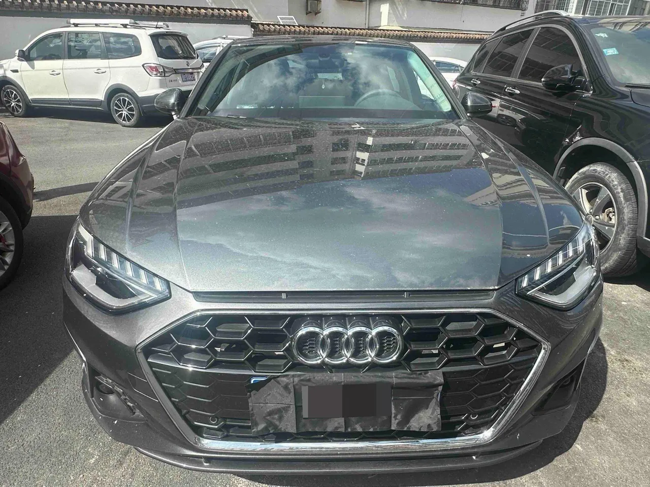 Audi 2023 A4L 2.0TFSI 40TFSI Deluxe Dynamic Automatic 2