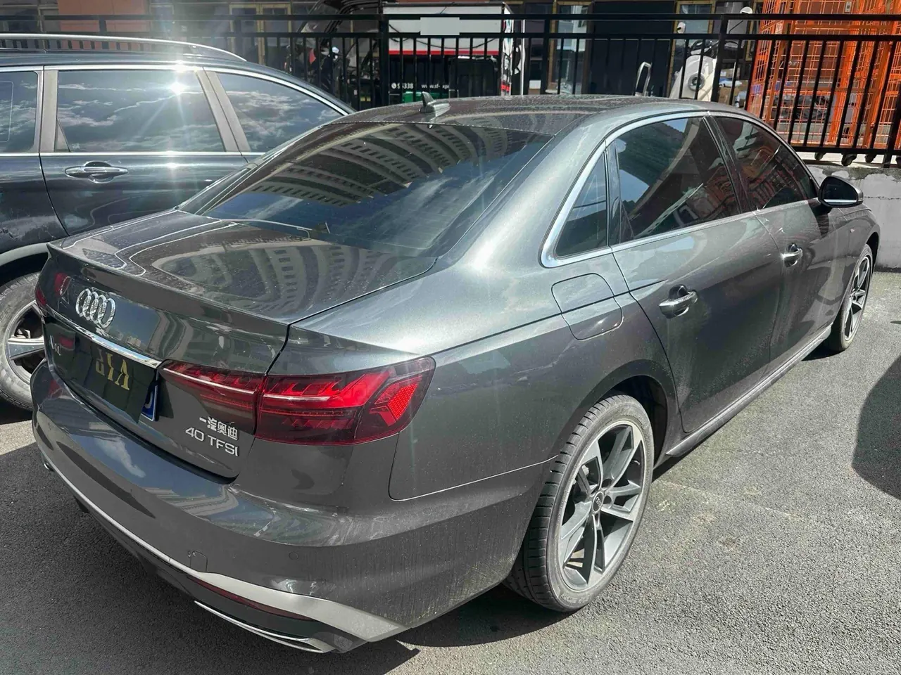 Audi 2023 A4L 2.0TFSI 40TFSI Deluxe Dynamic Automatic 5