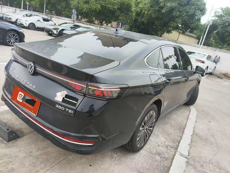 Volkswagen 2024 Magotan 2.0TSI 380TSI Premium Edition Da Mai Bag Automatic Gear 4