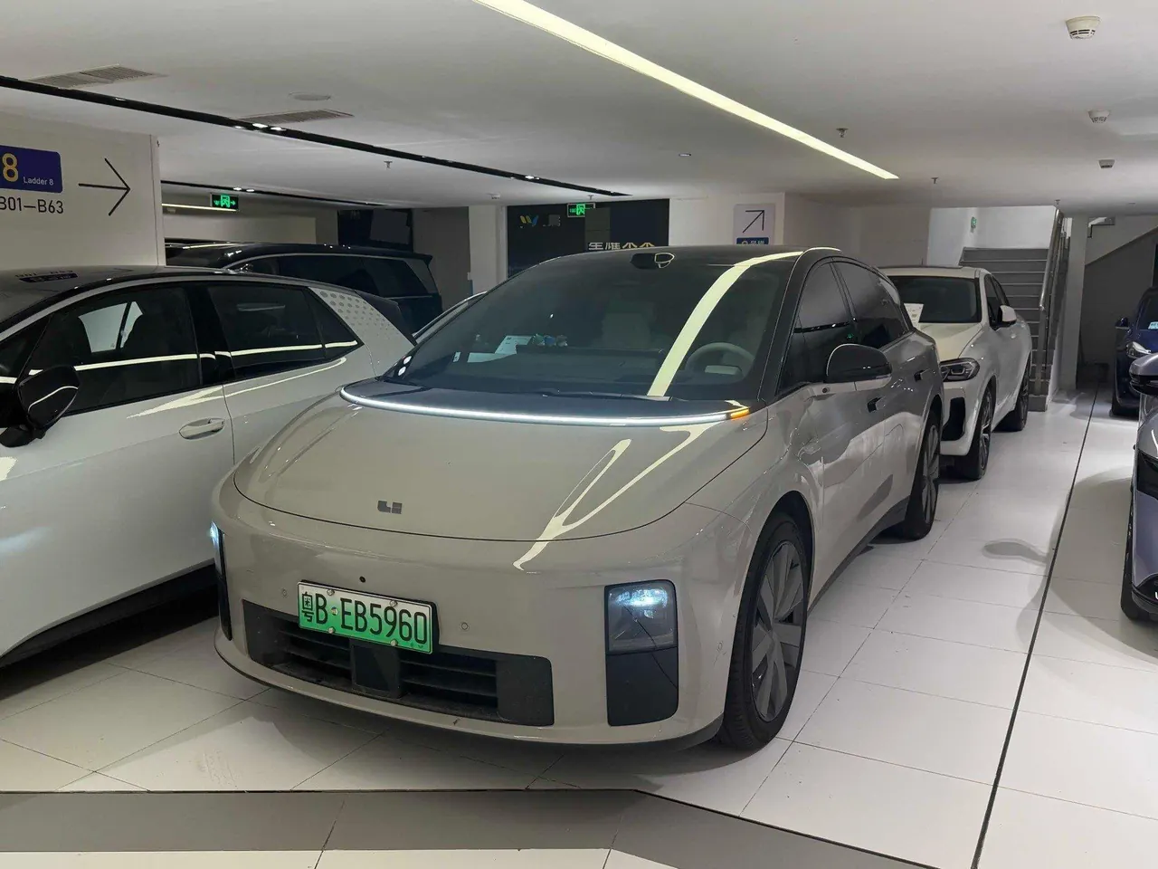 Открыть галерею: Li 2025 i6 four-wheel drive basic automatic transmission