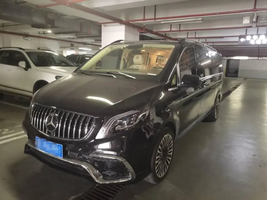 Open image lightbox: Mercedes Benz 2020 Vito 2.0T Business Edition 7-seat Automatic Gear