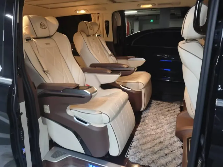 Mercedes Benz 2020 Vito 2.0T Business Edition 7-seat Automatic Gear 15