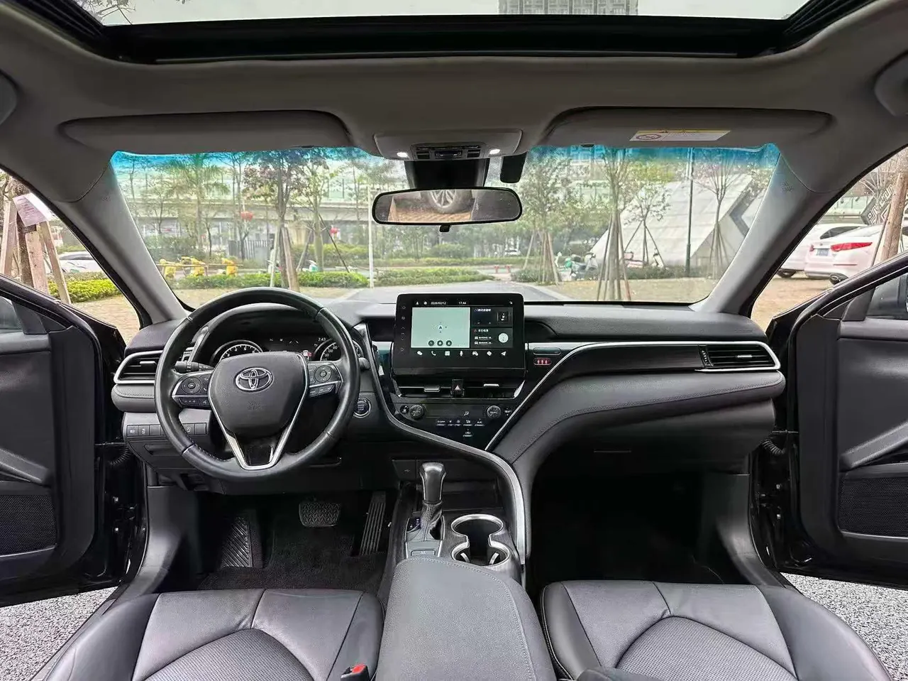 Toyota 2021 Camry 2.0G Stepless Deluxe Edition Automatic Gear 7