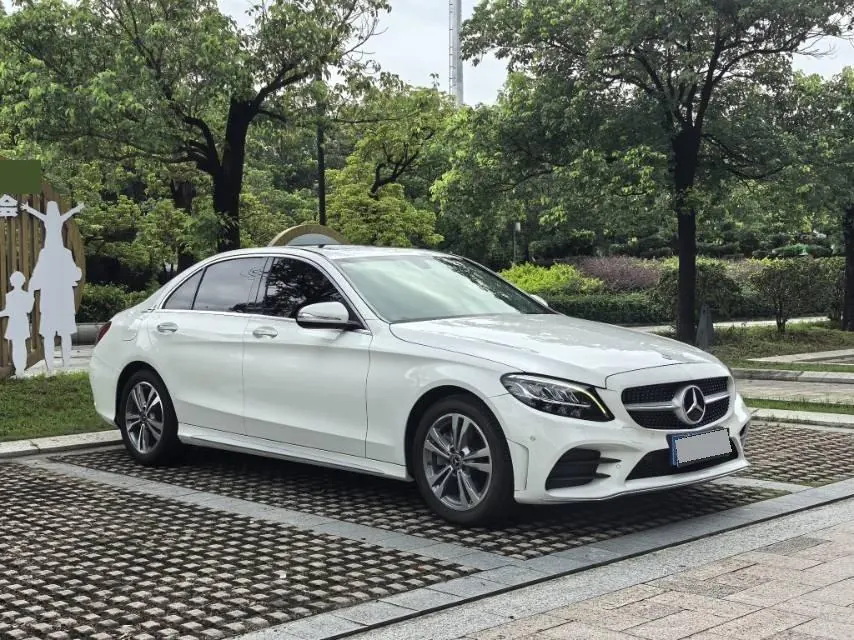 Mercedes Benz Class C 2020 C 200 L 1.5T Fashion Sports Edition Automatic Gear 3