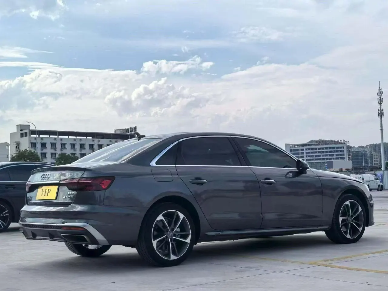 Audi 2020 A4L 2.0TFSI 40TFSI Fashion Dynamic Automatic 9