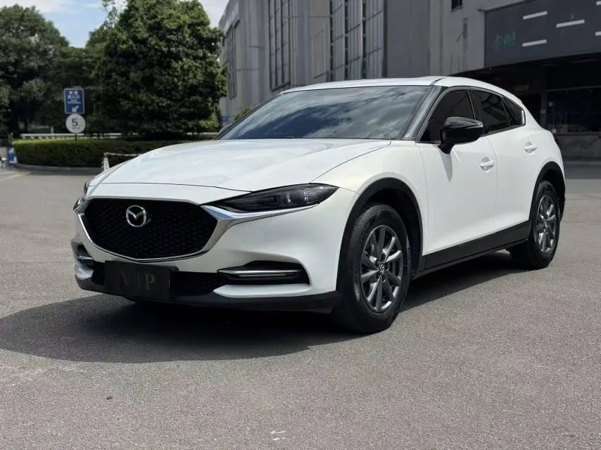 Open image lightbox: Mazda 2020 CX-4 100.00g Drive Blue Sky Vigor Edition Automatic Gear