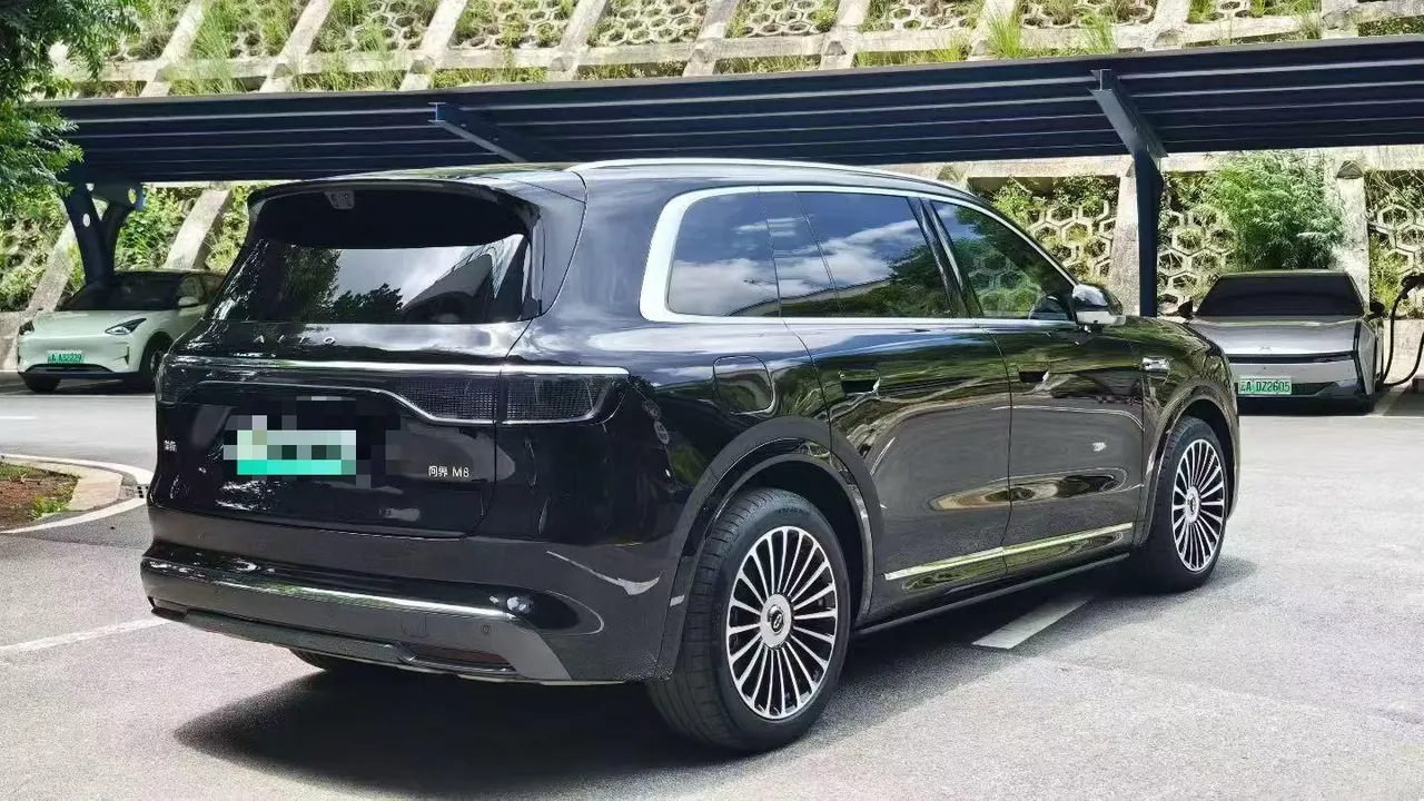 AITO 2025 AITO M8 Max Edition 53.4kWh 6-seat Edition Automatic Gear 9