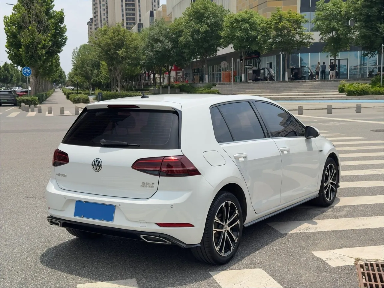 Volkswagen 2020 Golf 7 R-Line 1.4TSI 280TSI Beloved Edition Automatic 7