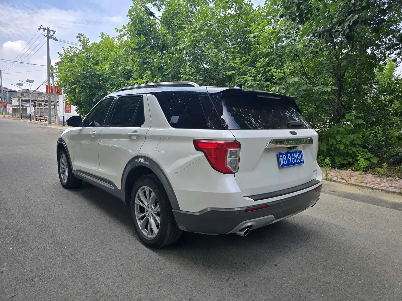 Ford 2020 Explorer 2.3T EcoBoost 285 Four-wheel Drive Titanium Edition 6-seat Automatic Gear 6