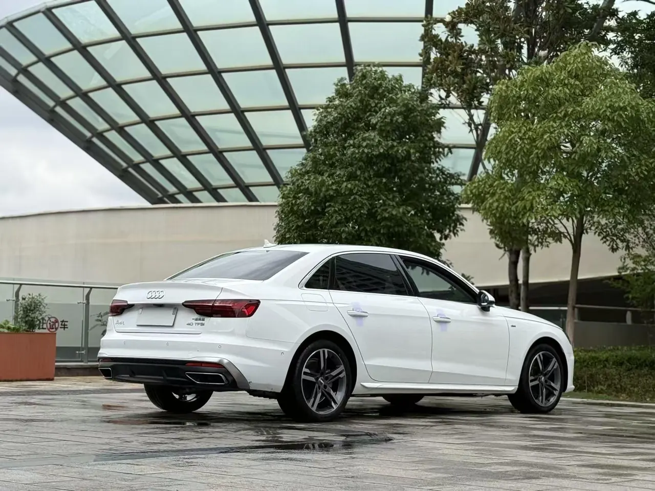 Audi 2020 A4L 2.0TFSI 40TFSI Deluxe Dynamic Automatic 7