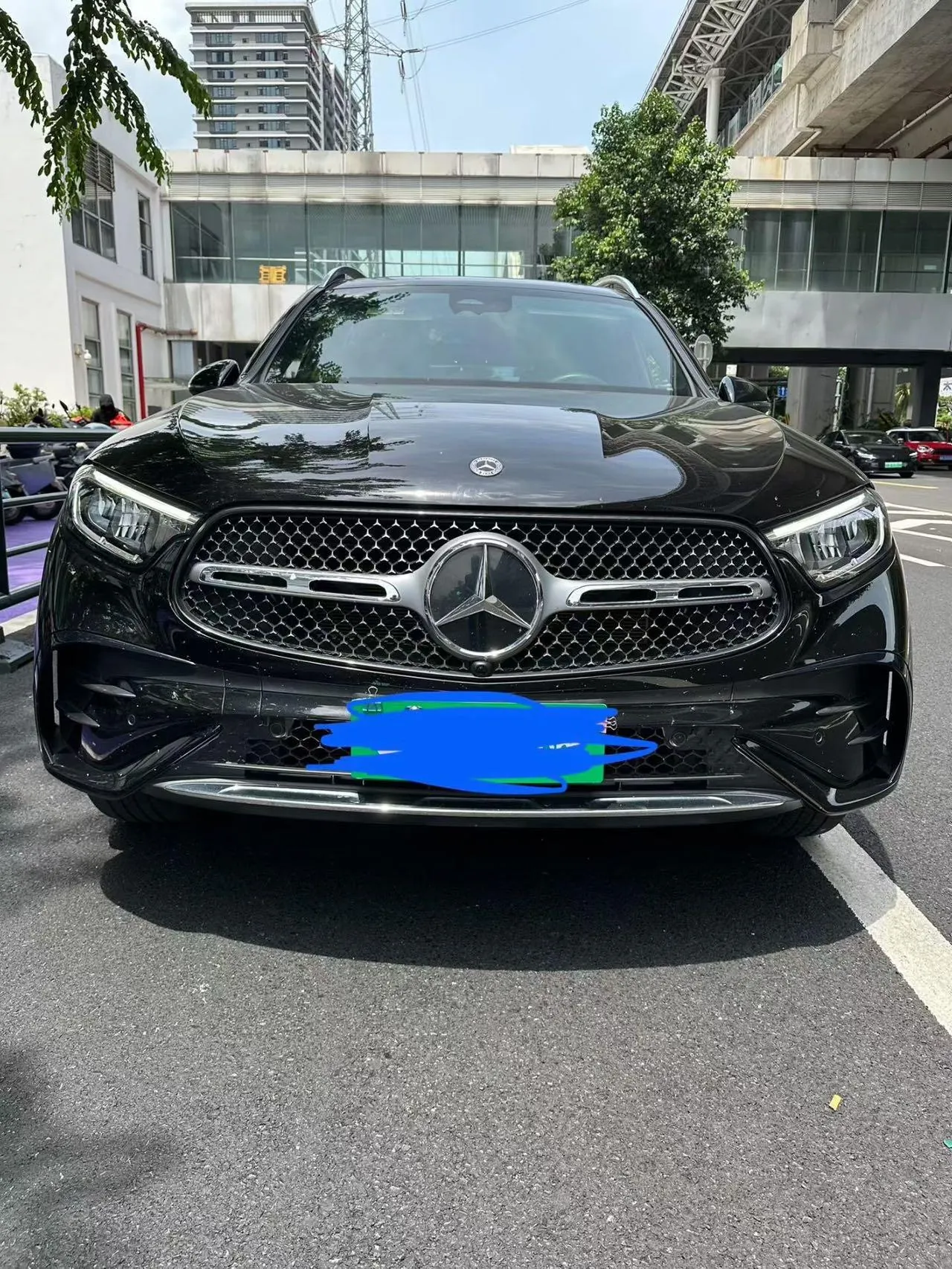 Mercedes Benz 2023 GLC 260 L 4MATIC 48V 2.0T dynamic 7-seat automatic gear 2