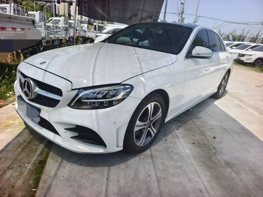 Открыть галерею: Mercedes Benz Class C 2020 C 260 L 48V 1.5T Sports Edition (Modified) Automatic Gear