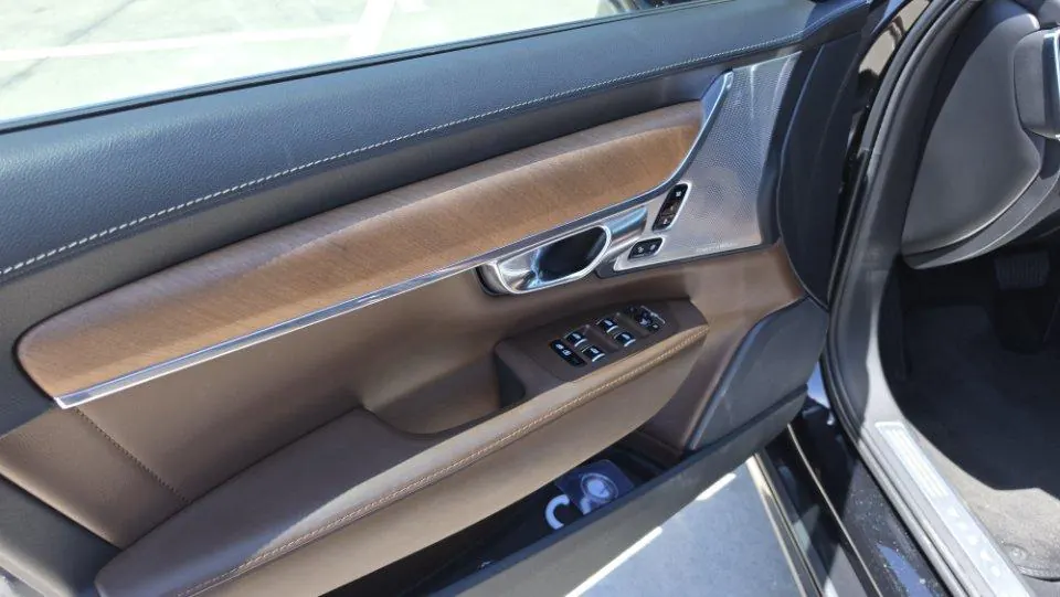 Volvo 2020 S90 2.0T T5 Zhiya Deluxe Edition Automatic Gear 5