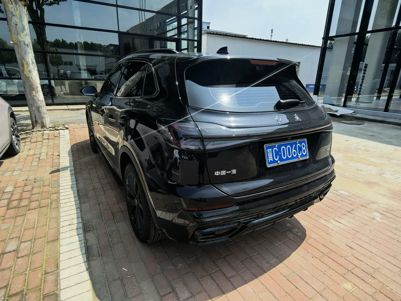 HongQi 2025 HS5 2.0T Two-Drive Xuan Ying Edition Automatic Gear 5