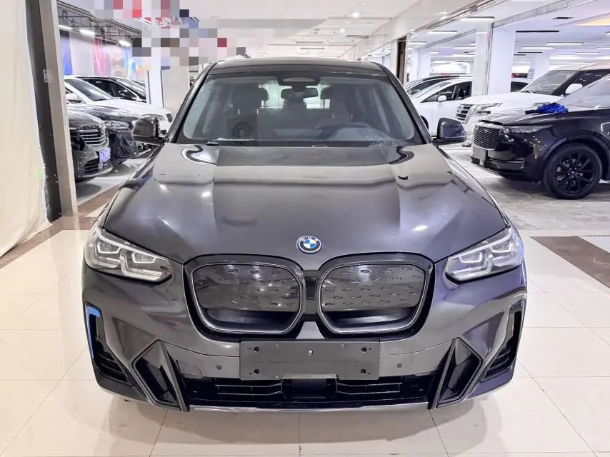 BMW 2022 iX3 leading automatic 2