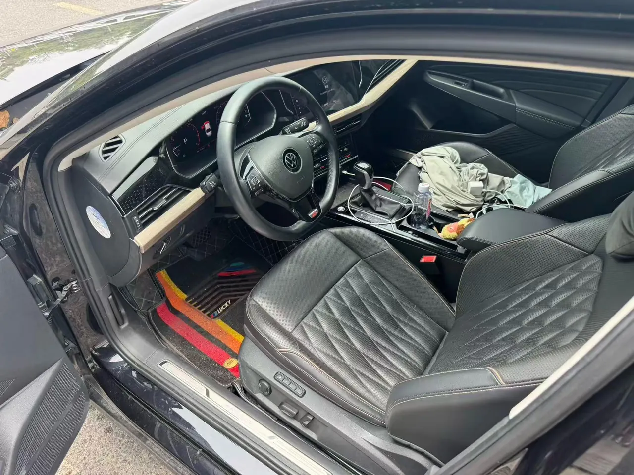 Volkswagen 2021 Passat 2.0TSI 330TSI Deluxe Edition Automatic 3