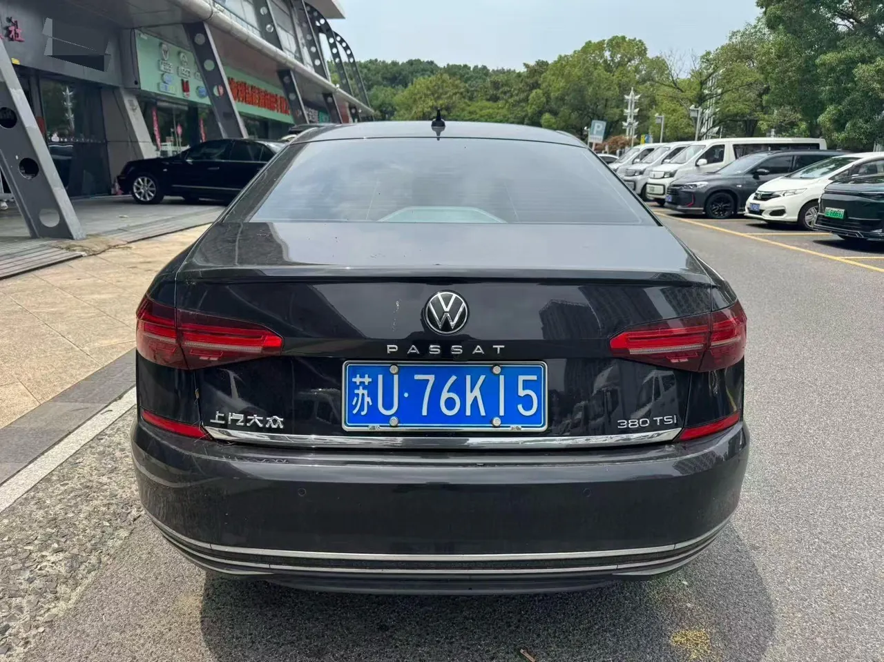 Volkswagen 2021 Passat 2.0TSI 330TSI Deluxe Edition Automatic 4