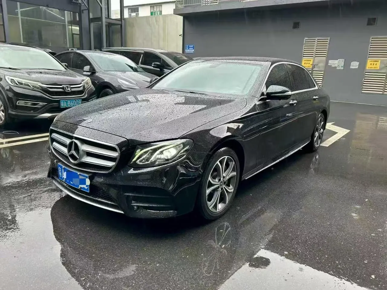 Mercedes Benz E Class 2020 E 300 L 2.0T Sports Luxury Automatic Gear - View 1