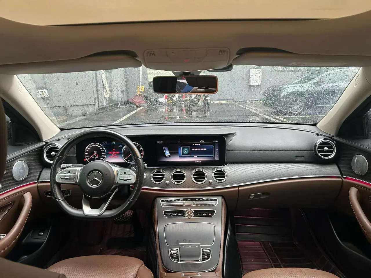Mercedes Benz E Class 2020 E 300 L 2.0T Sports Luxury Automatic Gear 3
