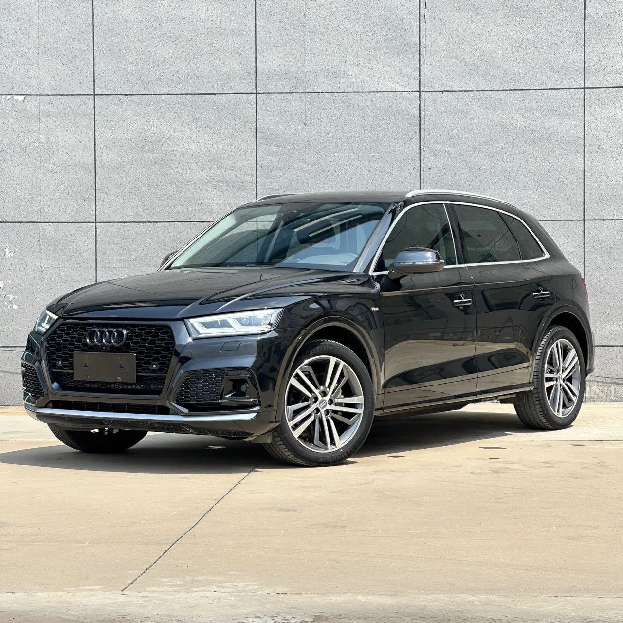 Open image lightbox: Audi 2020 Q5L 2.0TFSI 40TFSI enjoy enterprising (facelift) automatic gear