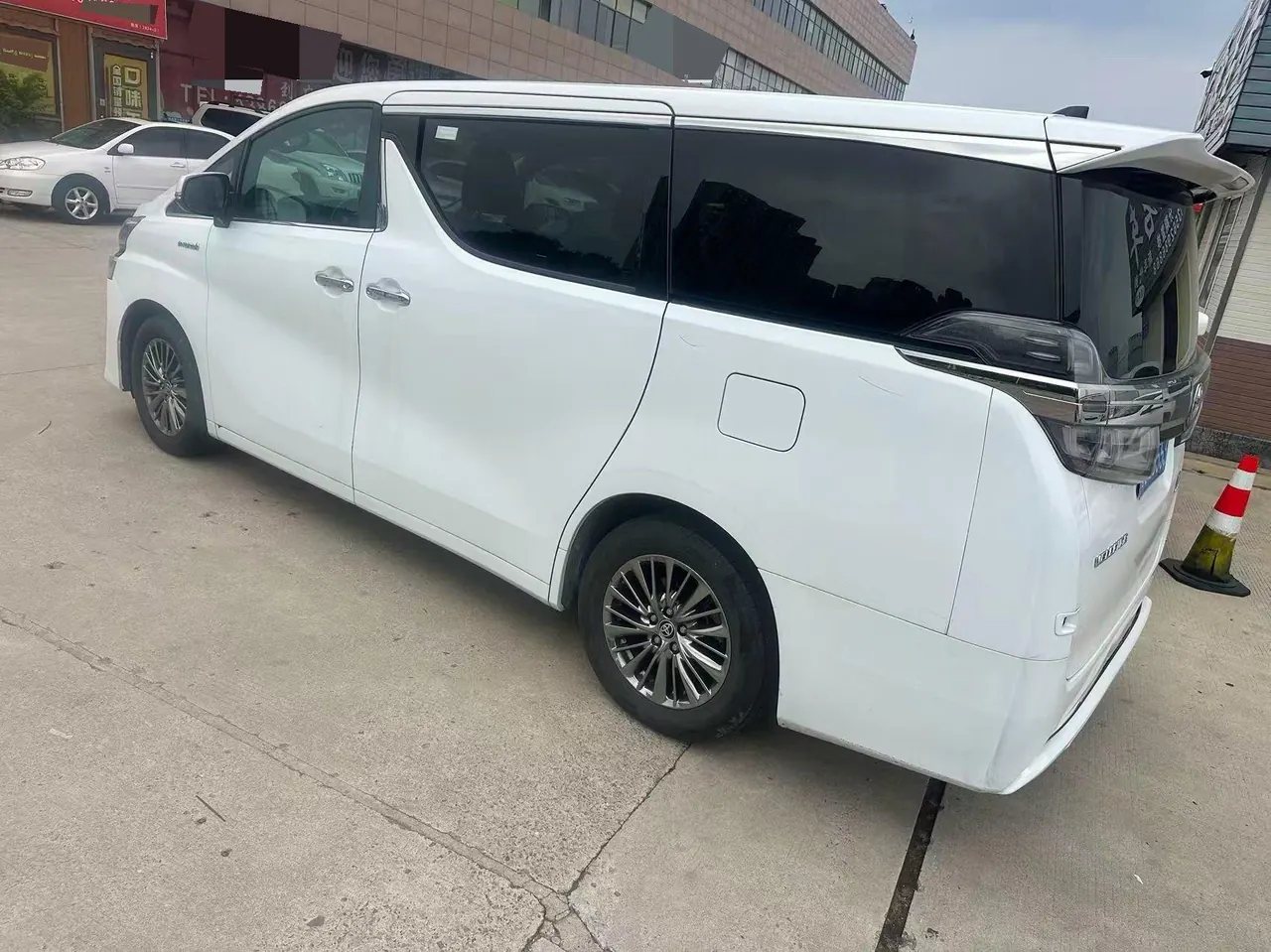 Toyota Wilfa (Imported) 2020 Wilfa 2.5 Stepless HV Deluxe Edition Automatic Gear 5