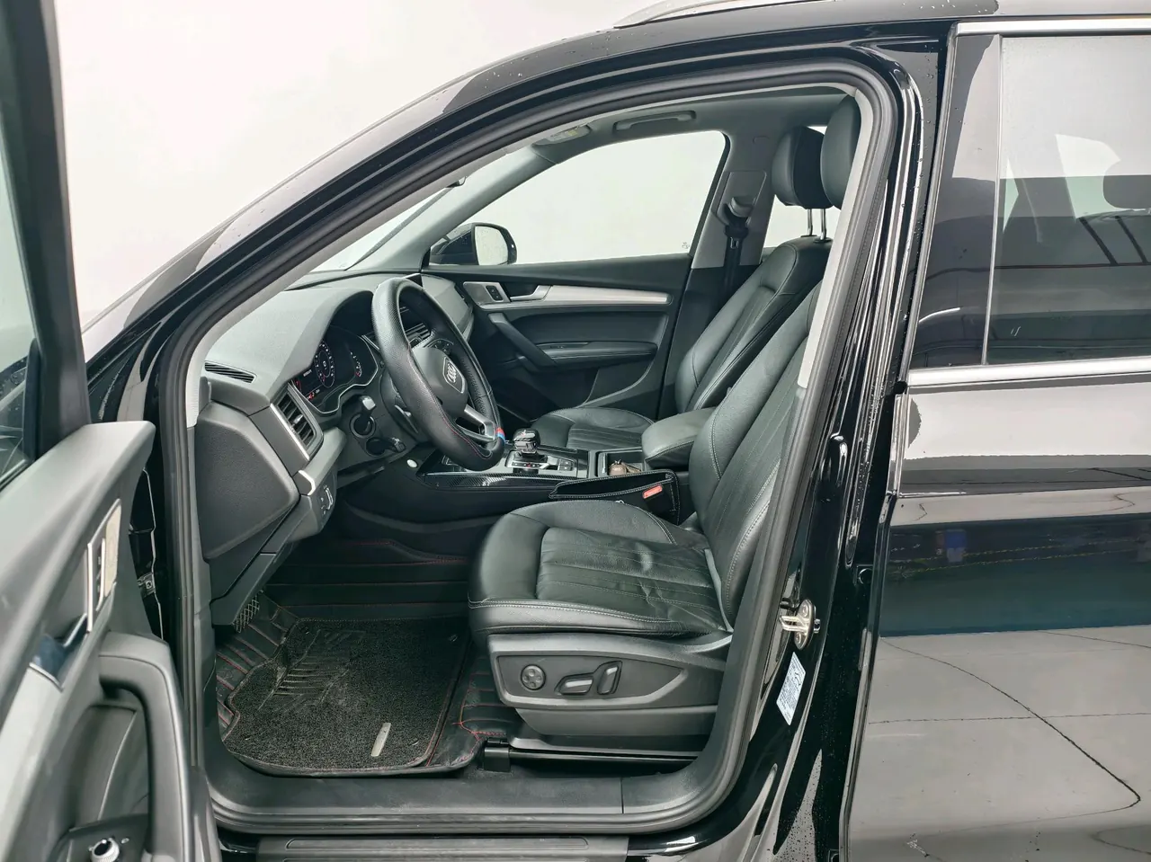 Audi 2020 Q5L 2.0TFSI 40TFSI Rongxiang Fashion Automatic 4