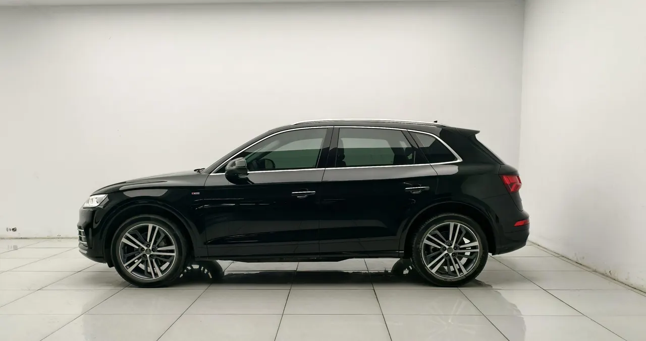 Audi 2020 Q5L 2.0TFSI 40TFSI Rongxiang Fashion Automatic 5