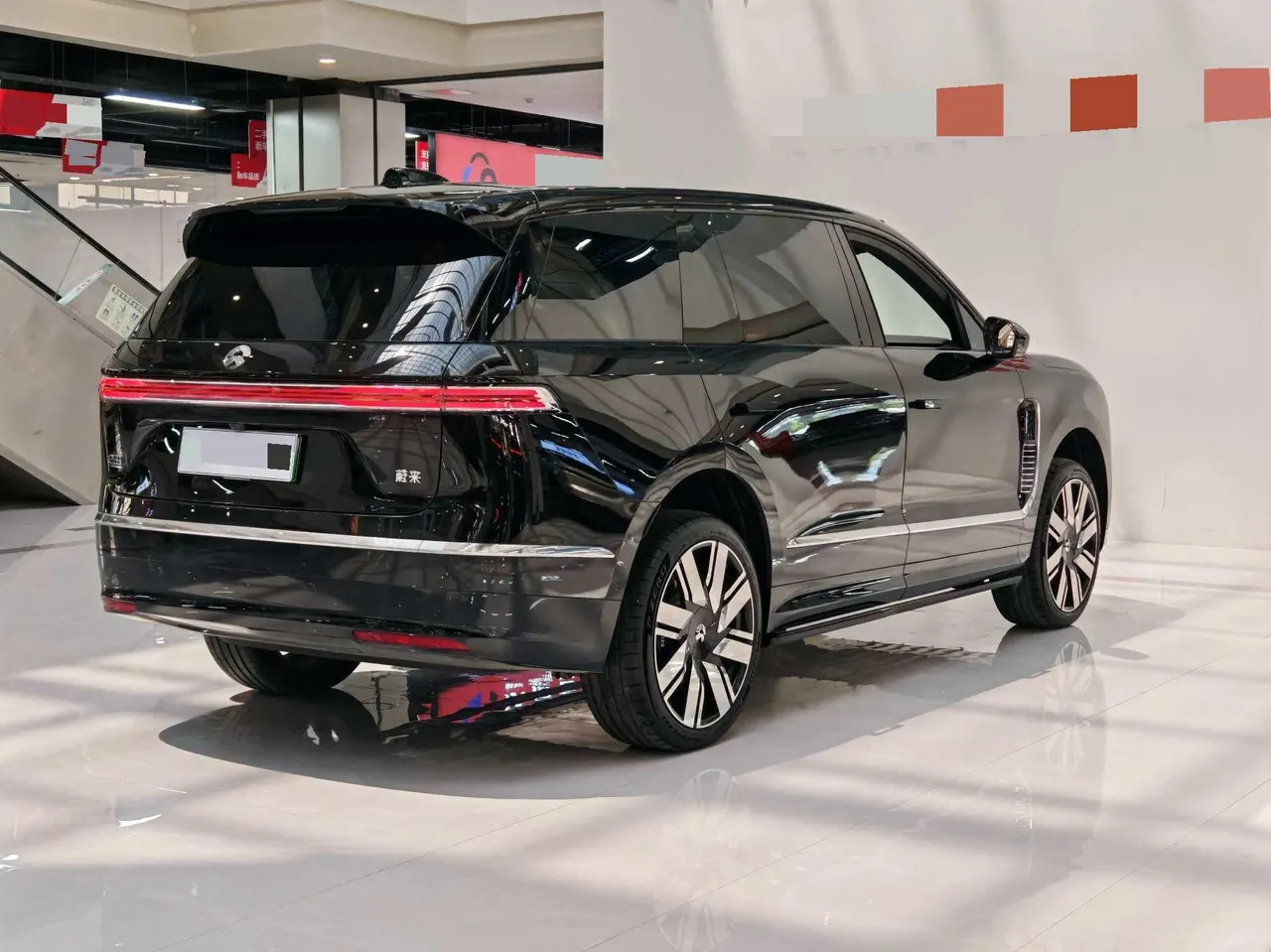 NIO 2026 ES 9 102kWh Administrative Island Signature Edition Automatic Gear 6
