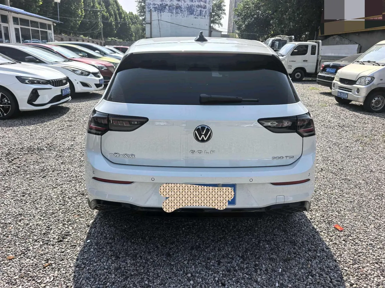 Volkswagen 2025 Golf 8 R-Line 1.5TSI 300TSI Automatic 5